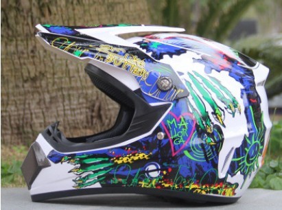 Mountain bike cross-country motorcycle helmet of small hill rushed downhill cross-country helmet