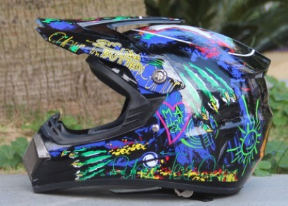 Mountain bike cross-country motorcycle helmet of small hill rushed downhill cross-country helmet