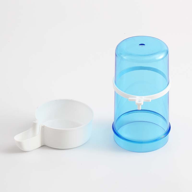 Bird Feeder Convenient Edible Bird Water Pipe PP Edible Blue Water Food